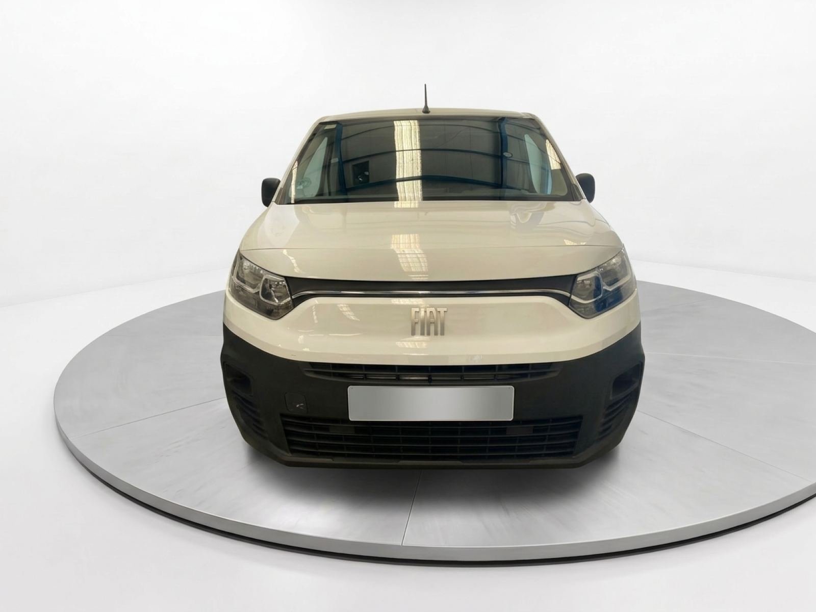 FIAT DOBLÓ Furgón L1 BlueHDi 1.5 L 650KG 100CV S&S 2