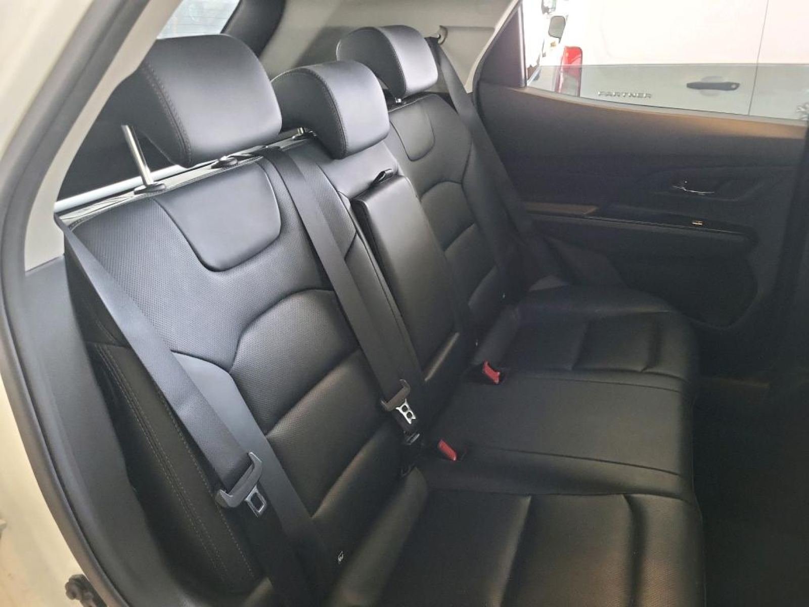 SSANGYONG KORANDO G15T Limited 4x2 L.P 11