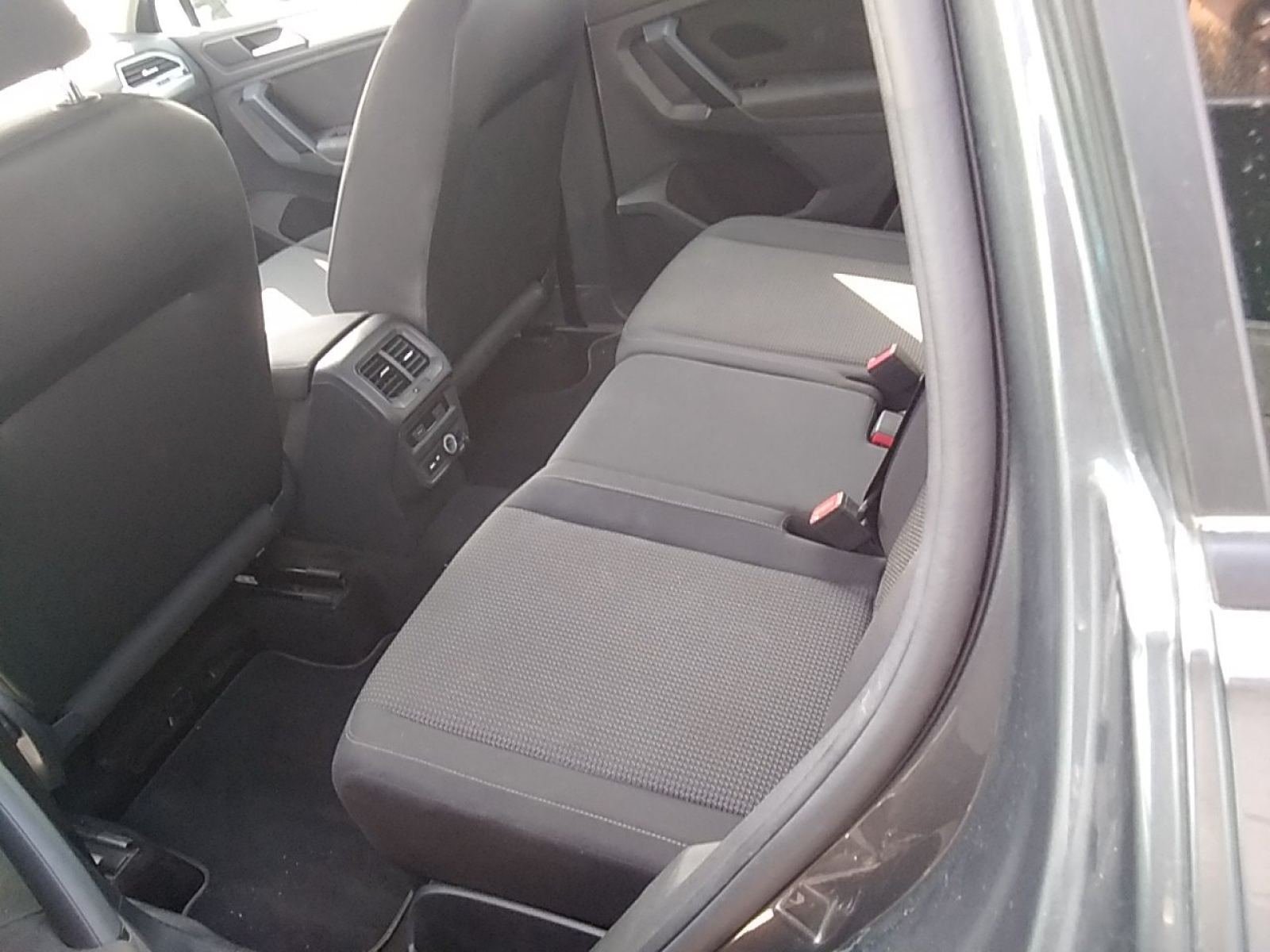 VOLKSWAGEN TIGUAN Edition 2.0 TDI 110kW (150CV) 8