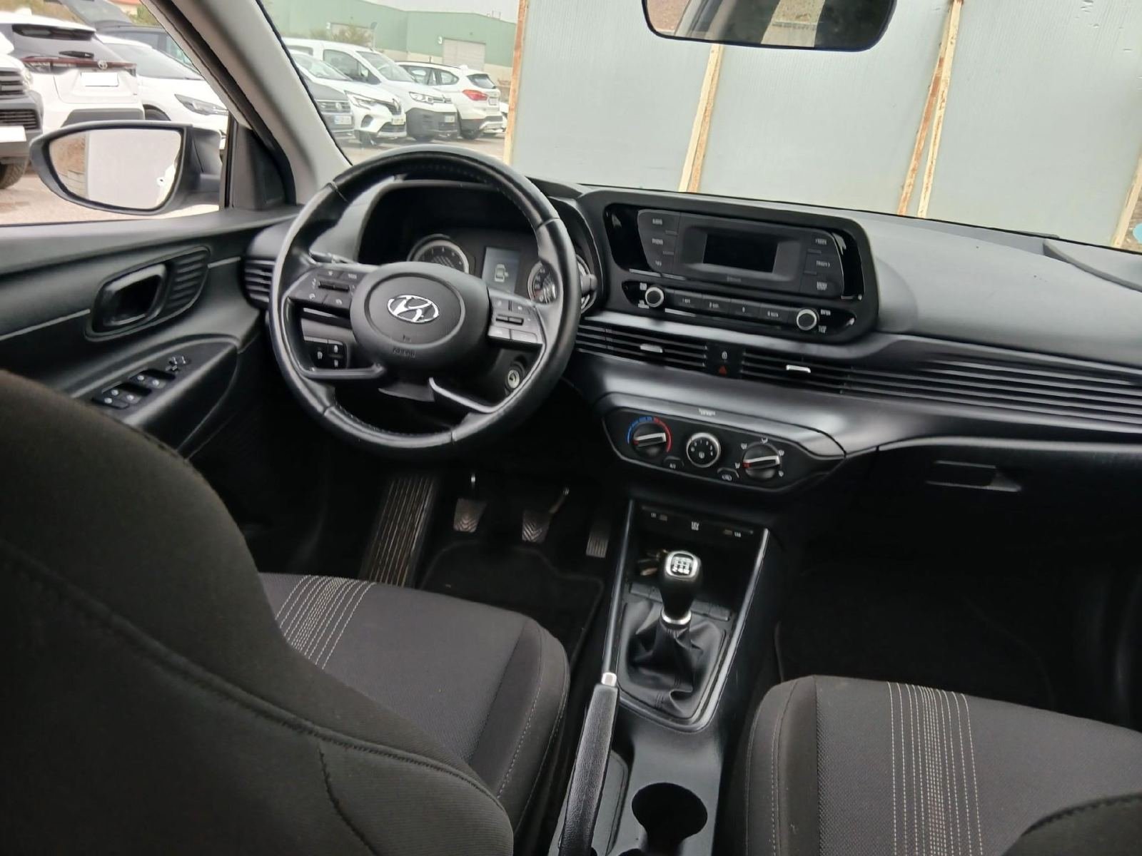 HYUNDAI BAYON todoterreno 1.2 MPI Essence 3