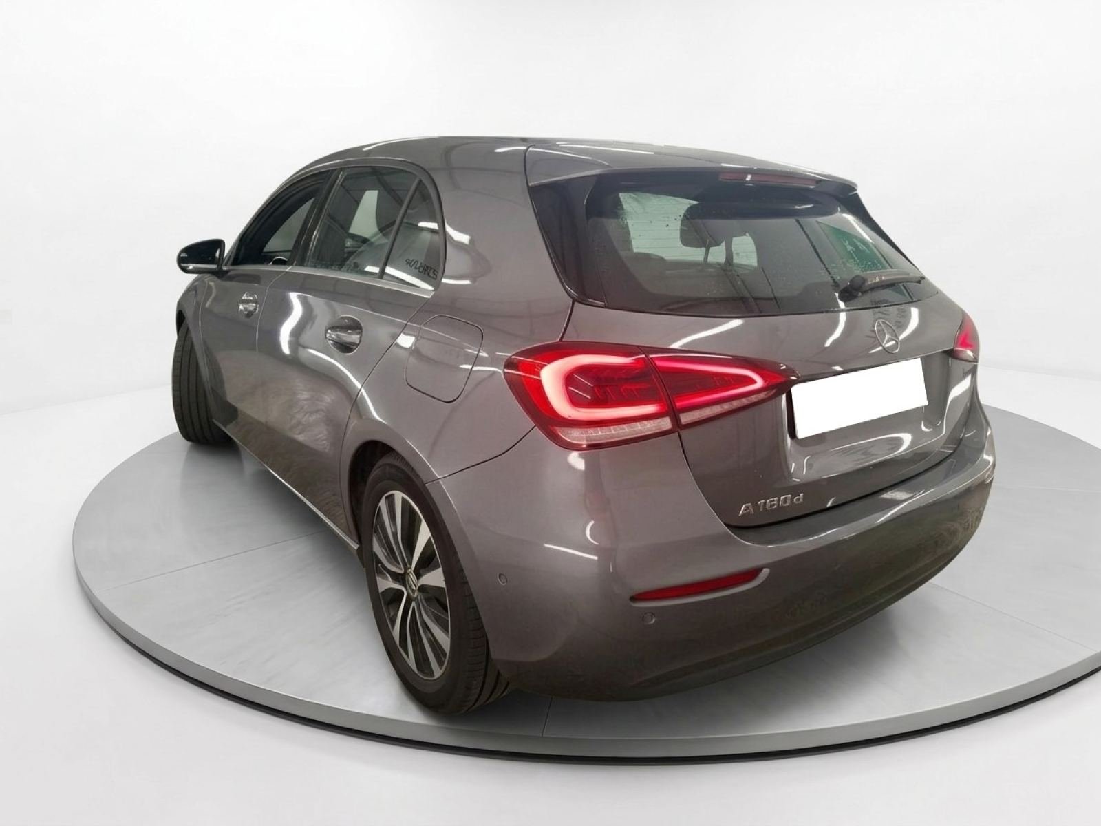 MERCEDES CLASE A Compact 180 d Business Line 8G-DCT 4
