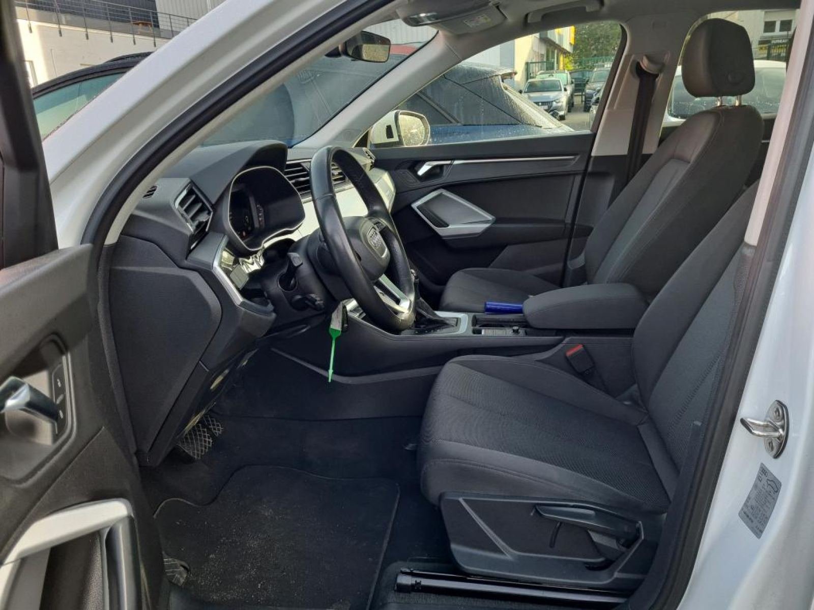 AUDI Q3 2.0 35 TDI S TRONIC BUSINESS EDITION 6