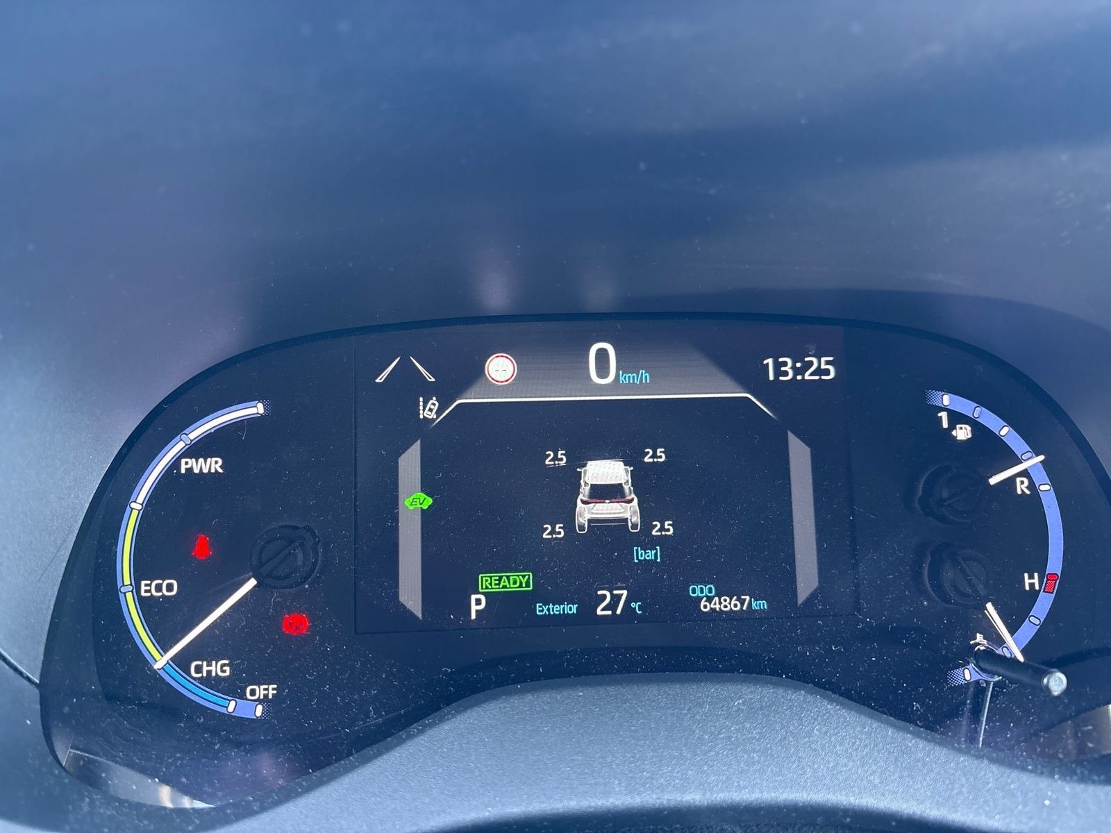 TOYOTA YARIS CROSS ACTIVE TECH 18 