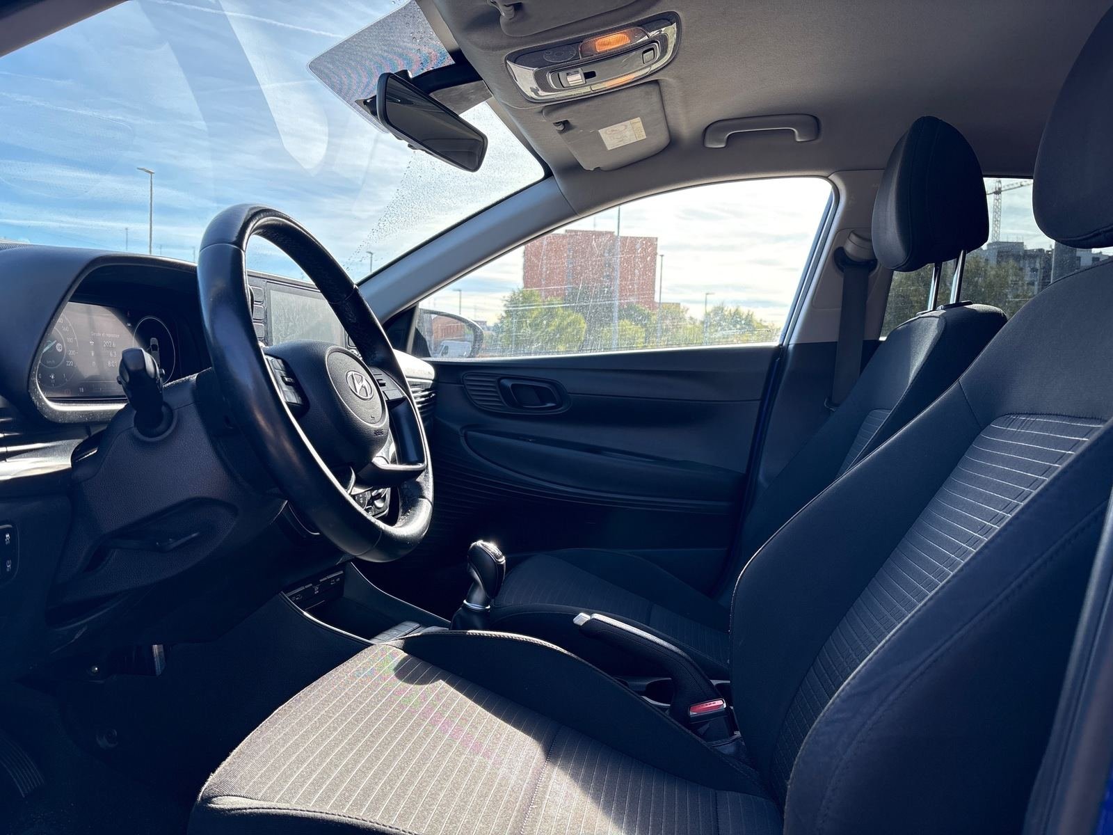 HYUNDAI I20 Essence 10