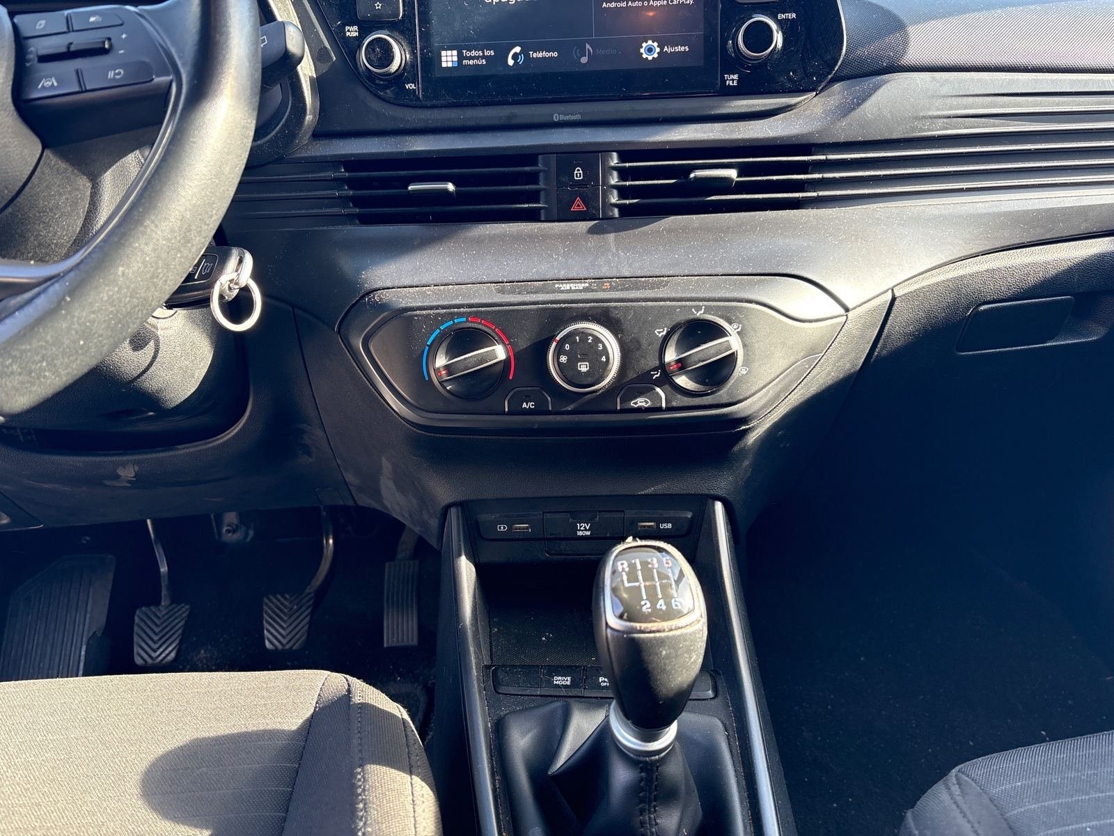 HYUNDAI I20 Essence 12