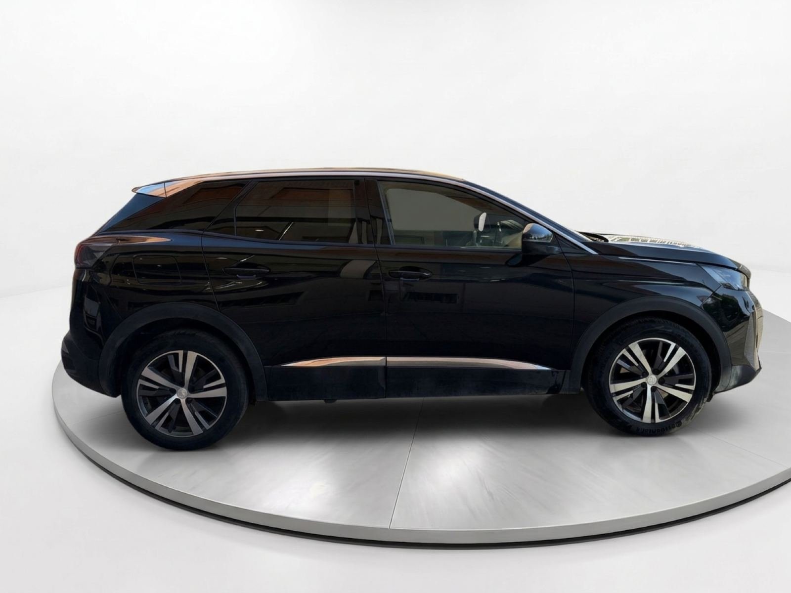 PEUGEOT 3008 HYBRID 180 e-EAT8 Allure Pack 22