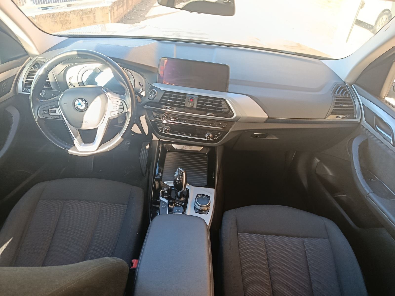 BMW X3 xDrive20d 11