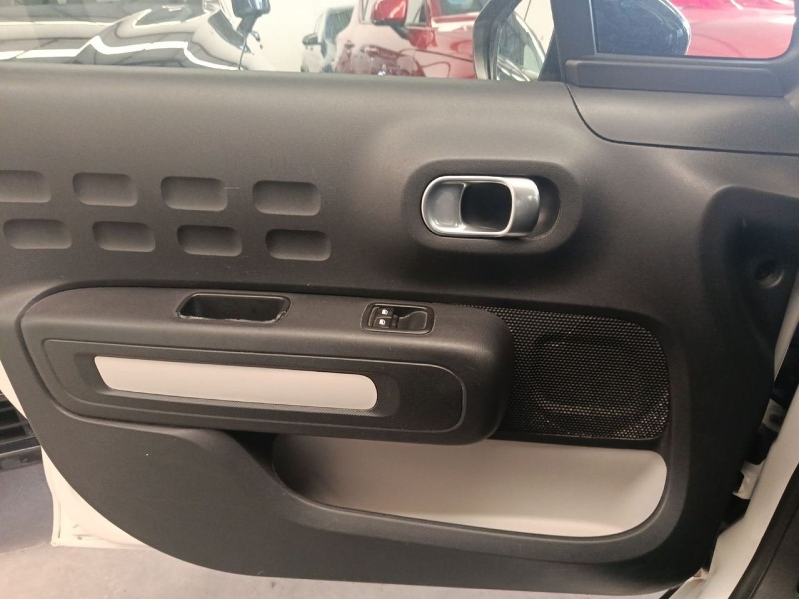 CITROEN C3 BlueHDi 55KW (75CV) S&S 83g BUSINESS 18