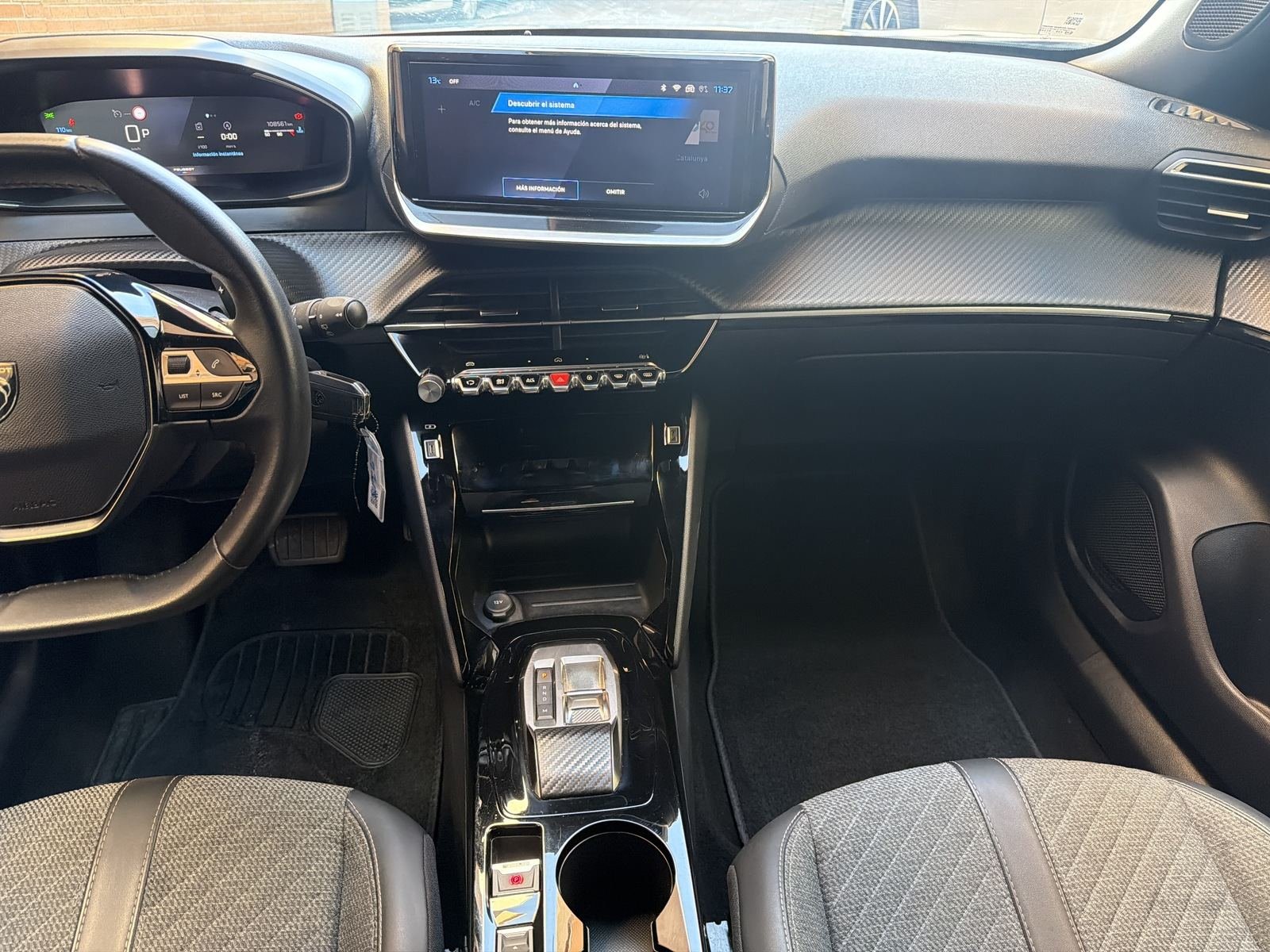 PEUGEOT 2008 Allure Puretech 130 S&S EAT8 12