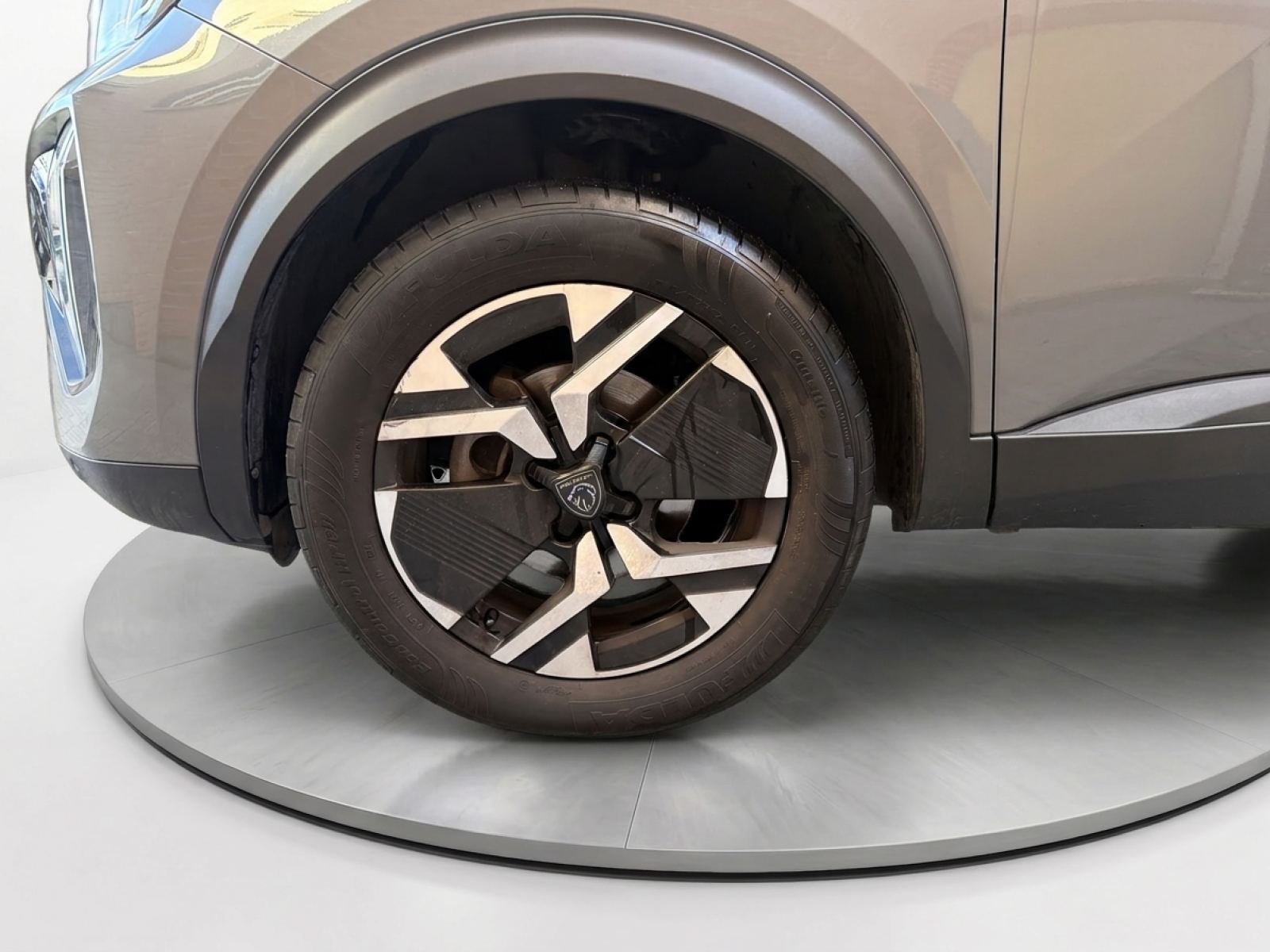 PEUGEOT 2008 Allure Puretech 130 S&S EAT8 15