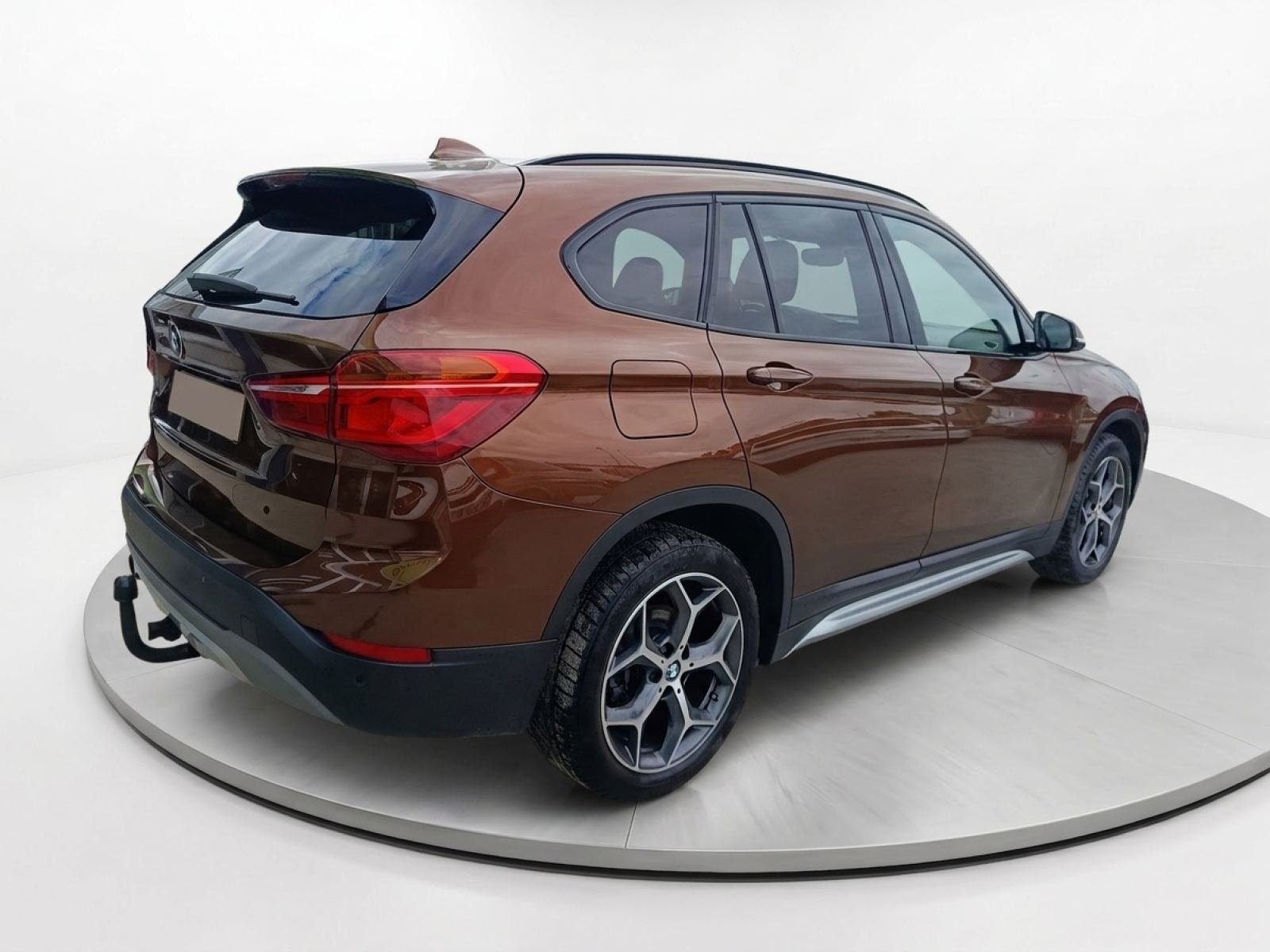 BMW X1 X1 XDRIVE 18I 6 