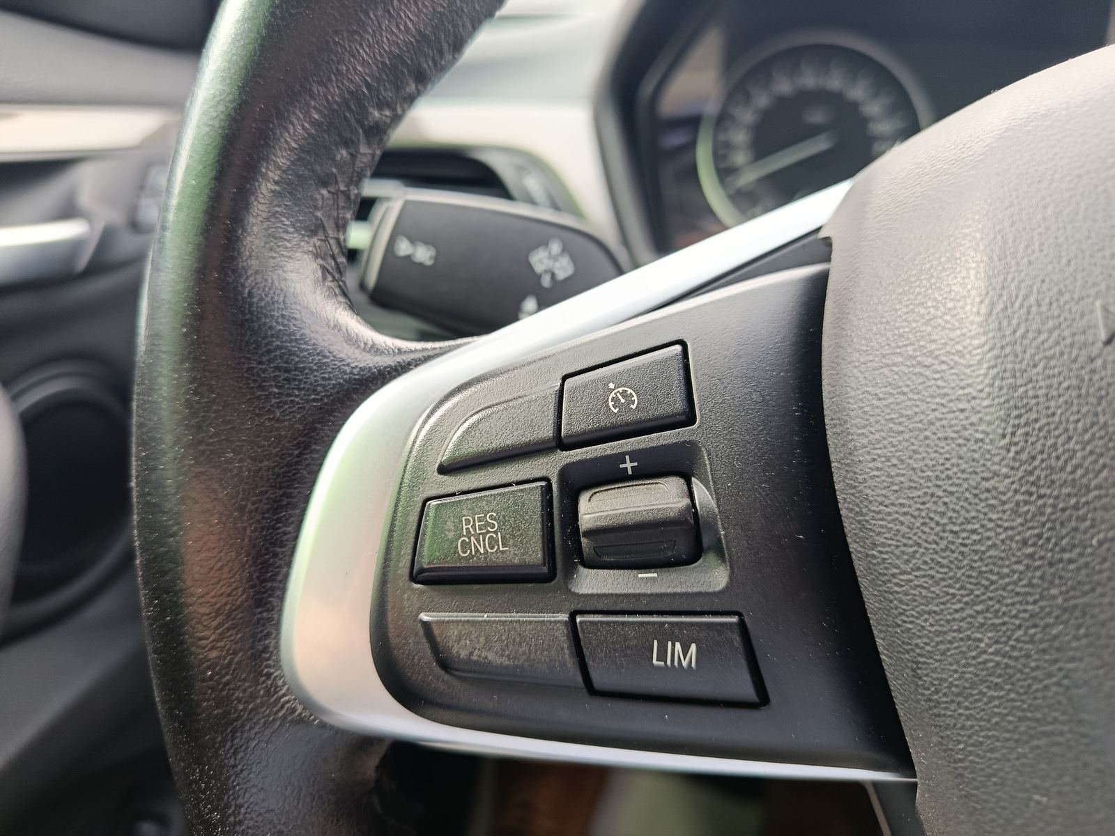BMW X1 X1 XDRIVE 18I 23 