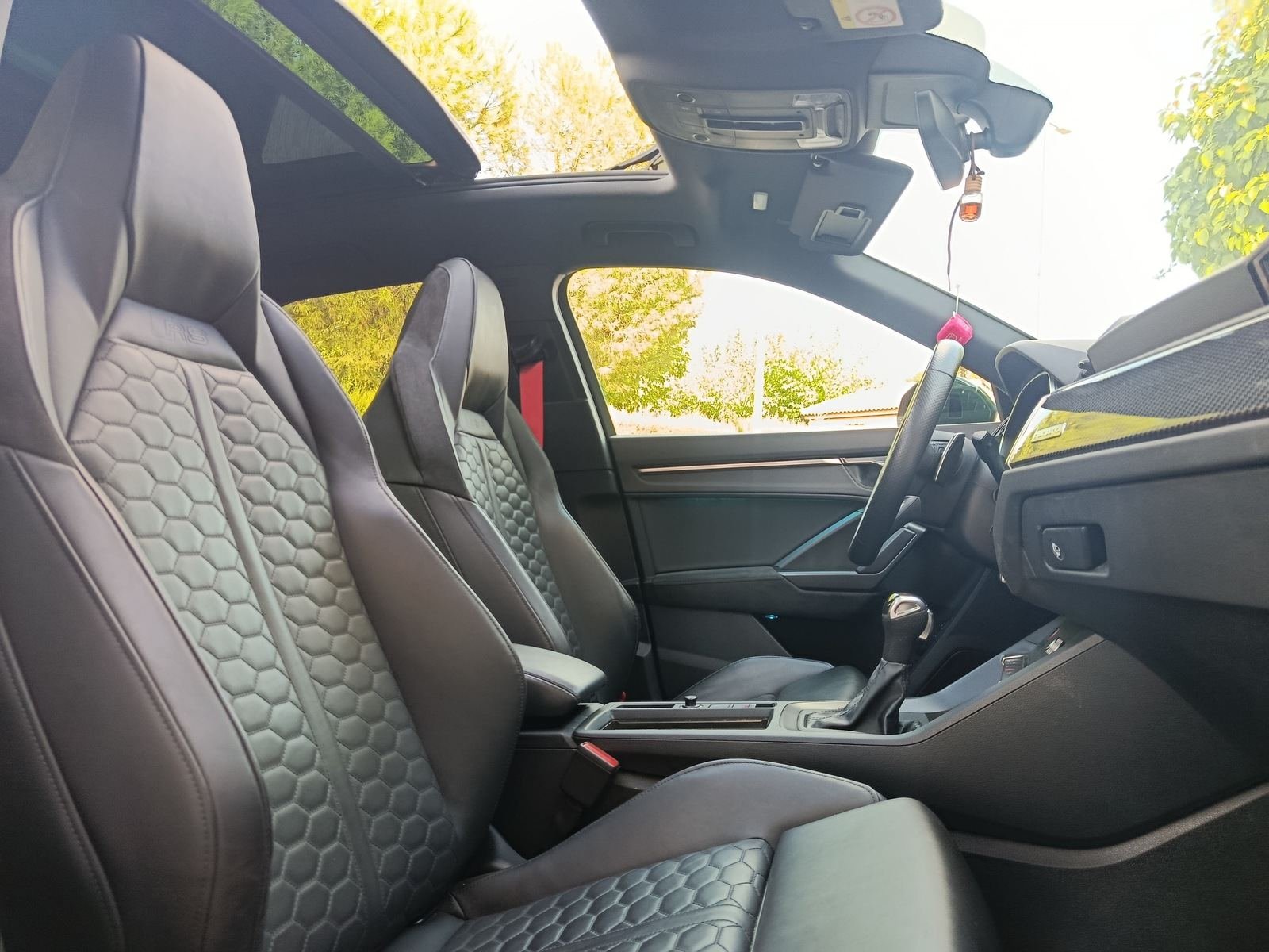 AUDI RS Q3 RS 2.5 TFSI quattro 15 