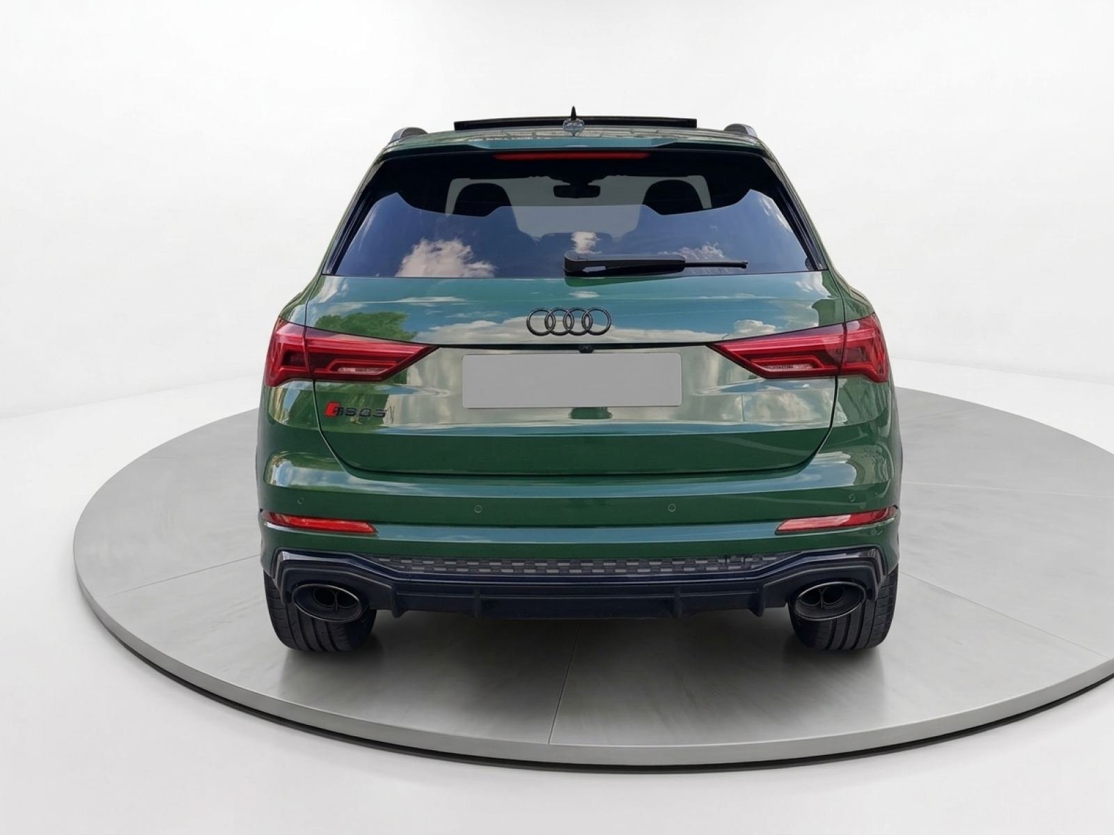 AUDI RS Q3 RS 2.5 TFSI quattro 16 