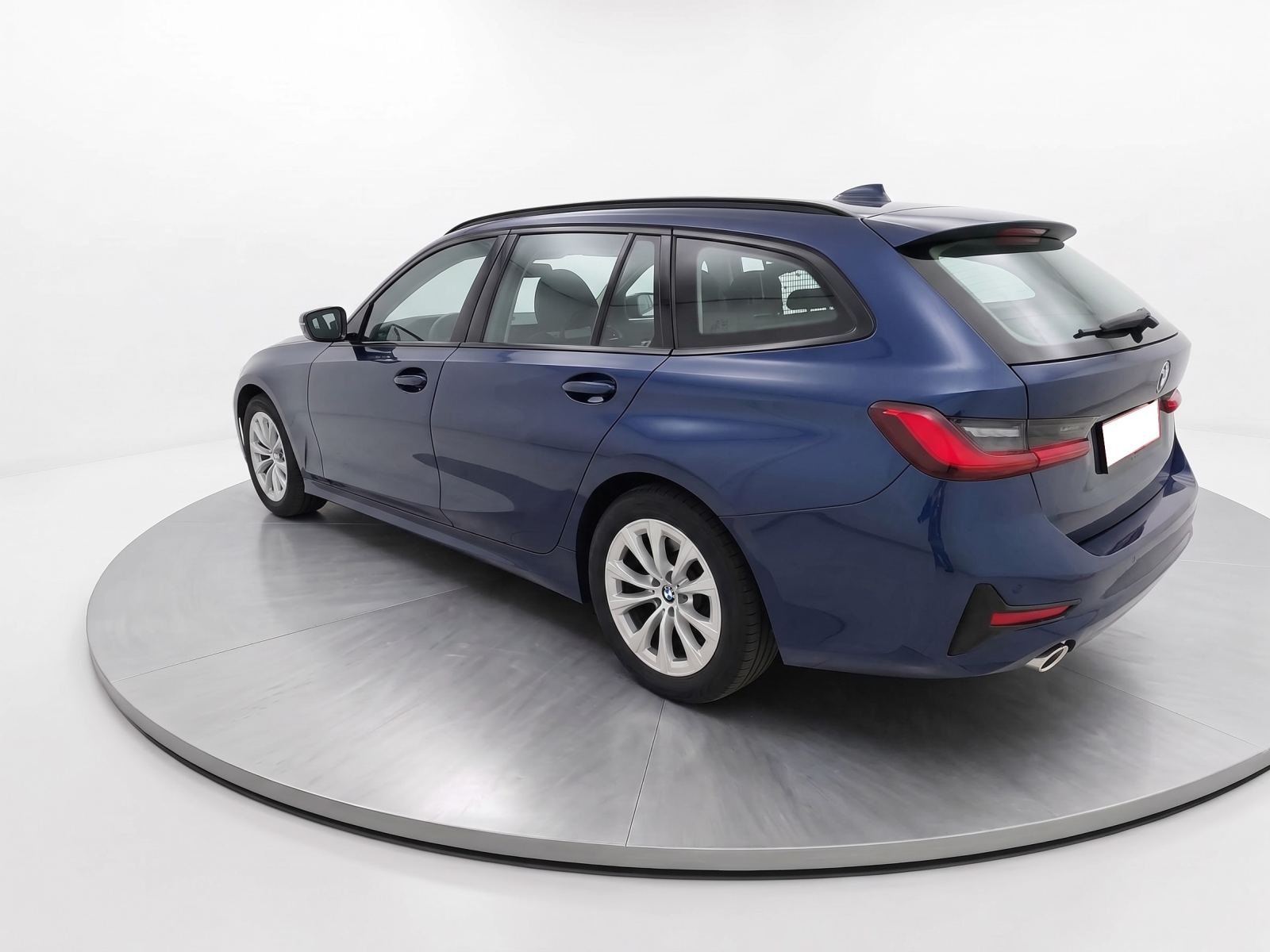 BMW SERIE 3 318d 150 CV MHEV 4