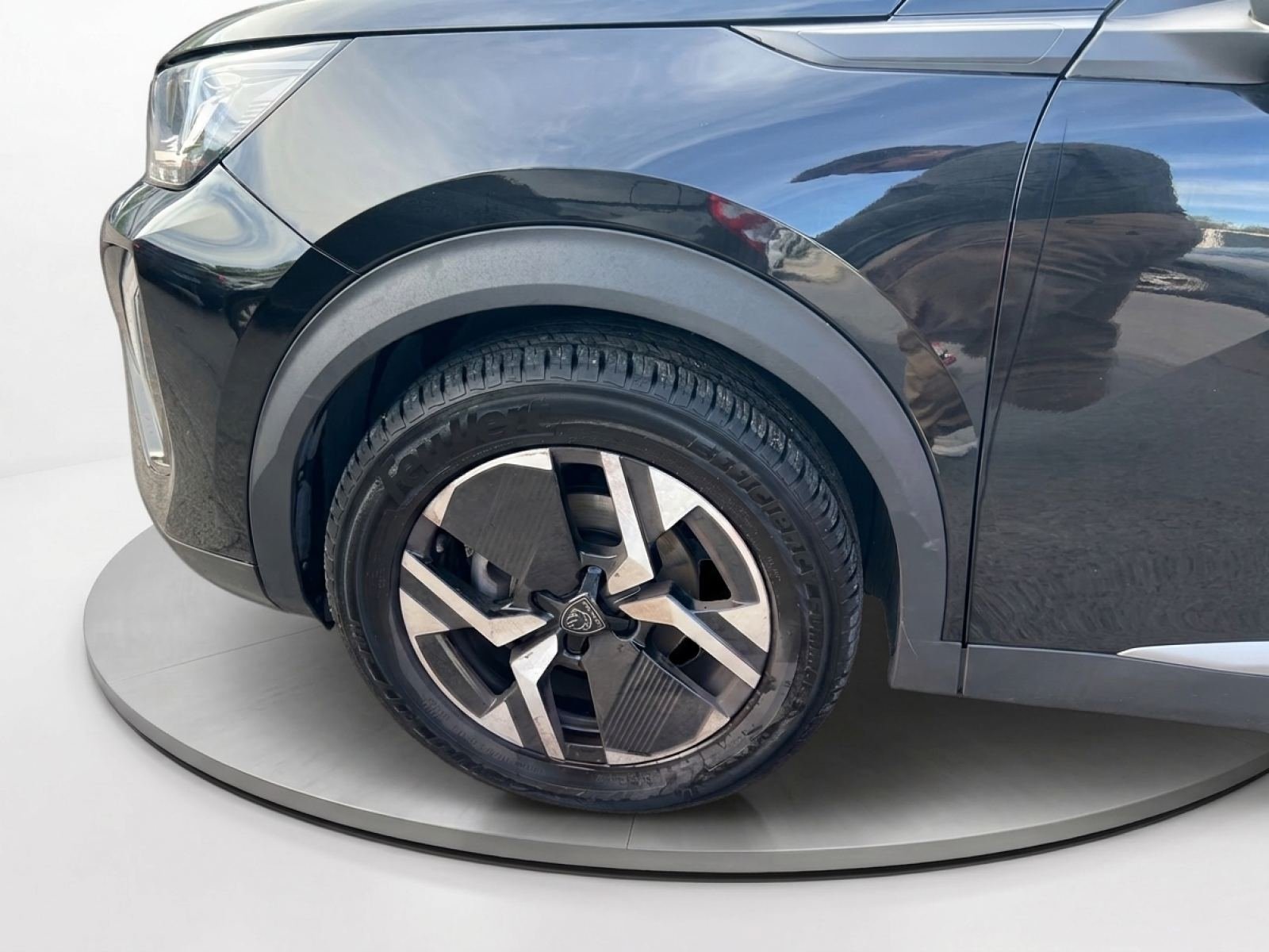PEUGEOT 2008 Allure Puretech 130 S&S EAT8 13