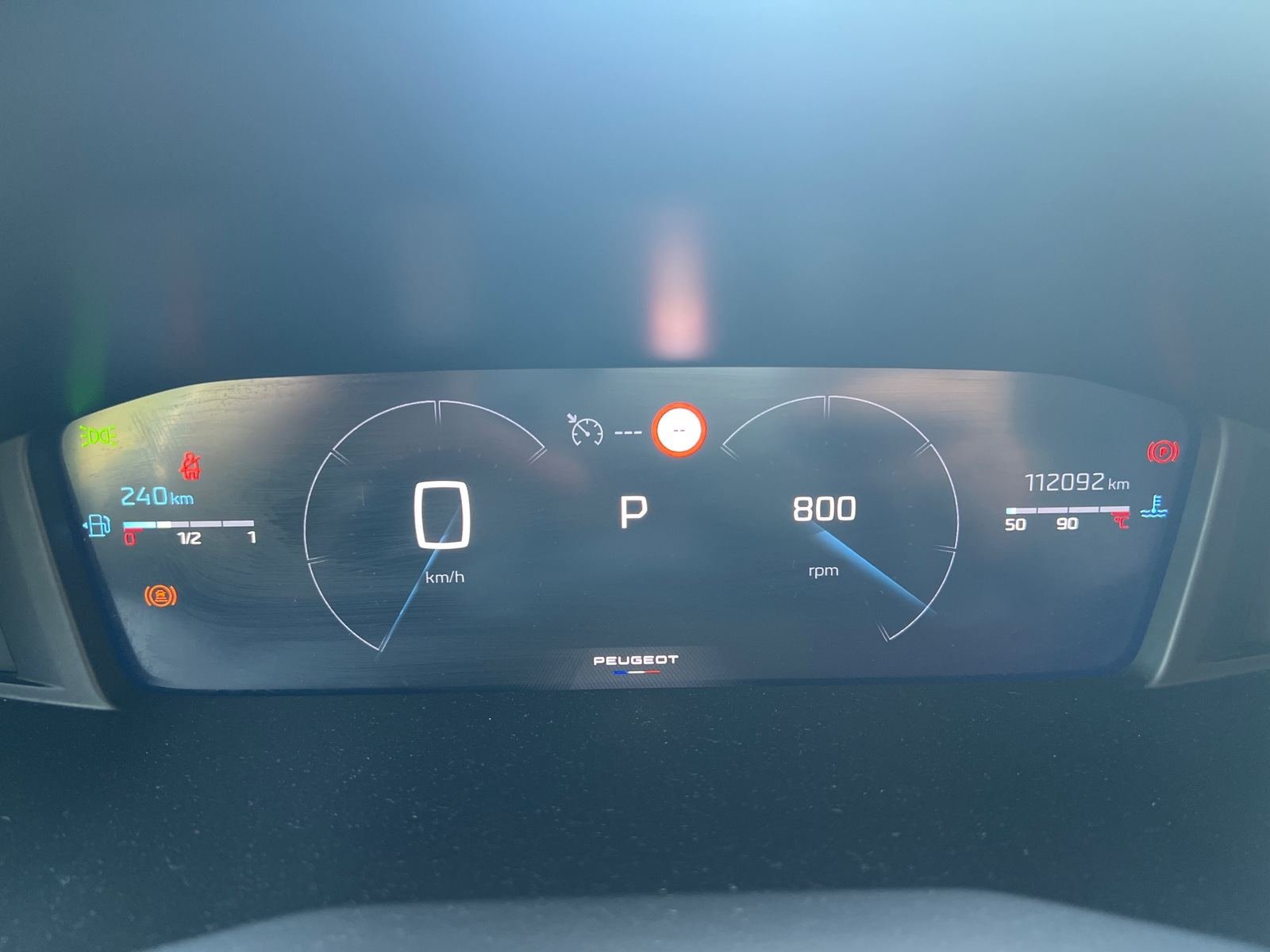 PEUGEOT 2008 Allure Puretech 130 S&S EAT8 22