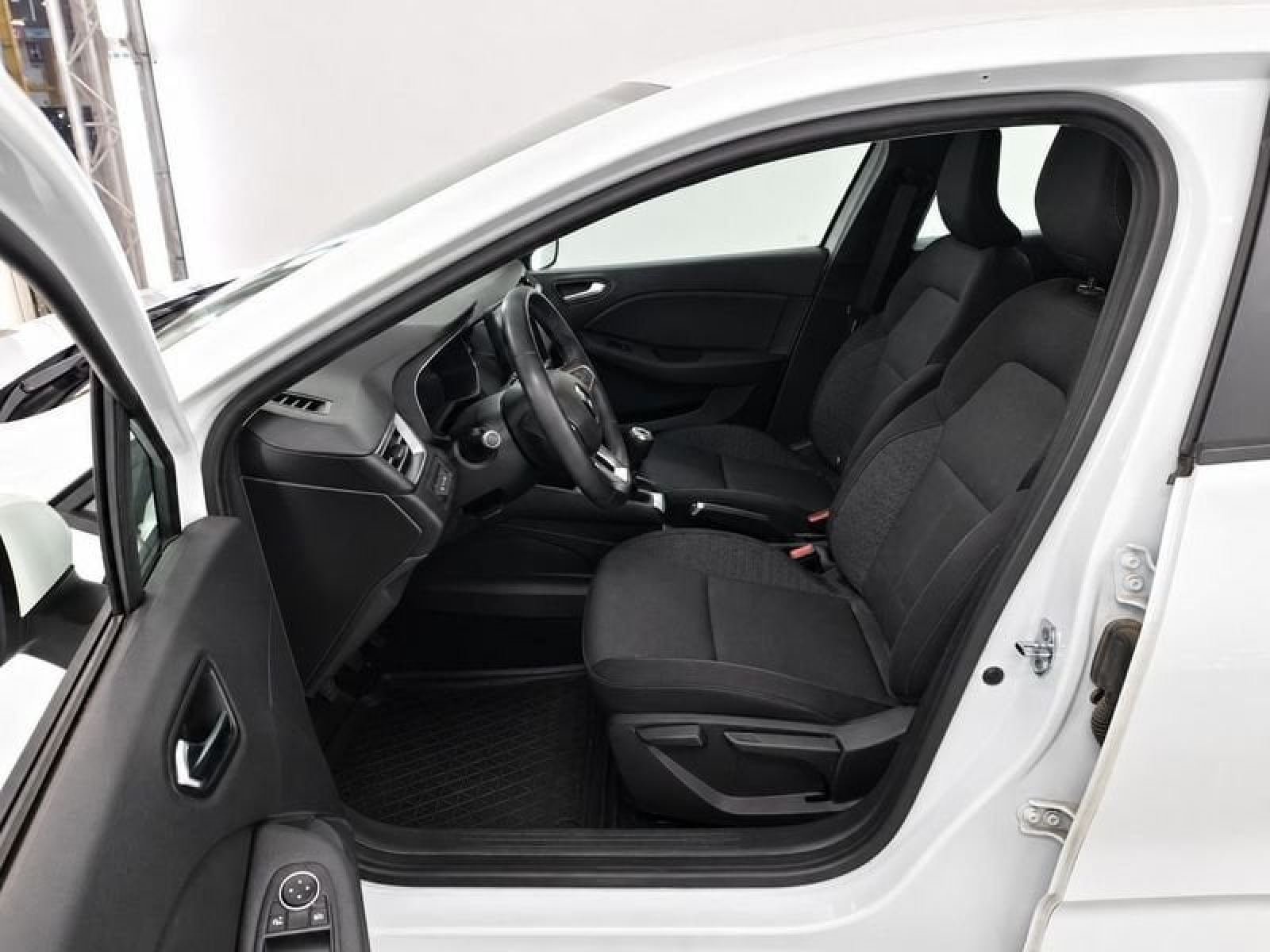 RENAULT CLIO 1.0 TCe 90cv Business 6
