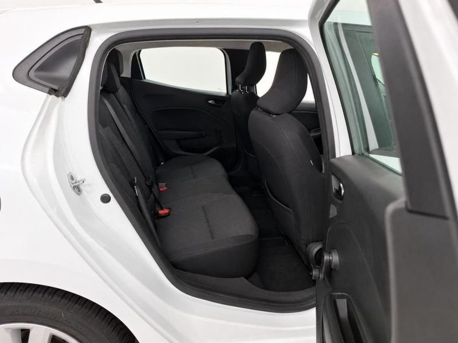 RENAULT CLIO 1.0 TCe 90cv Business 7