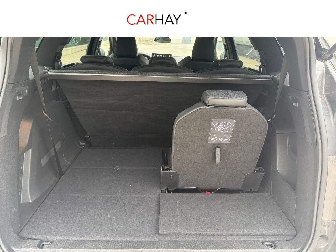 PEUGEOT 5008 1.2 100KW Allure Pack eDCS6 13 