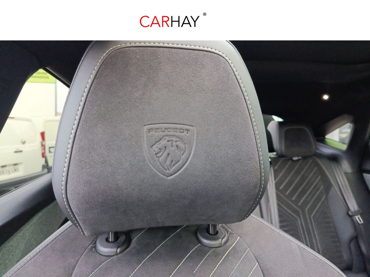 PEUGEOT E-3008 GT Eléctrico 157kW 14 