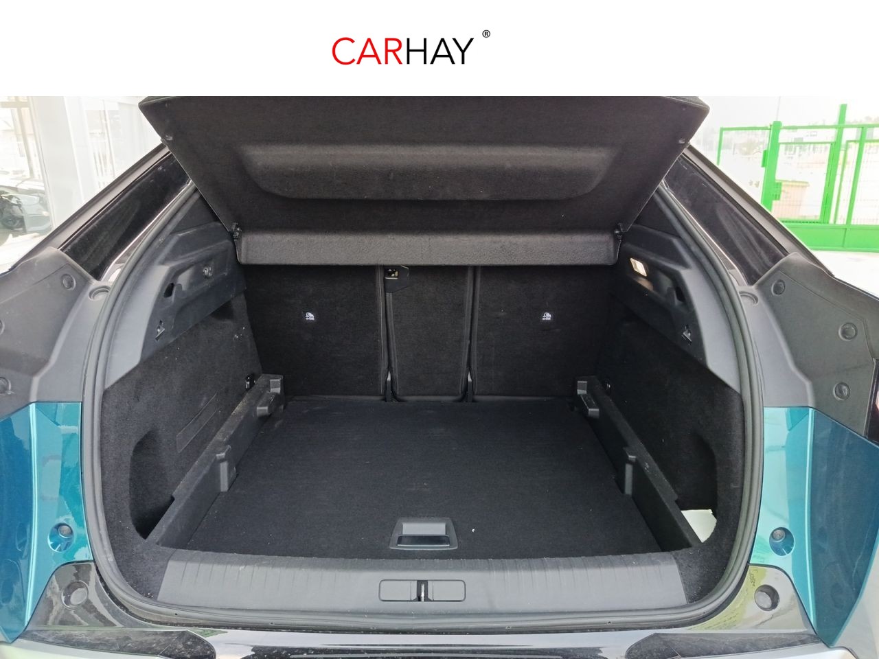 PEUGEOT E-3008 GT Eléctrico 157kW 20 