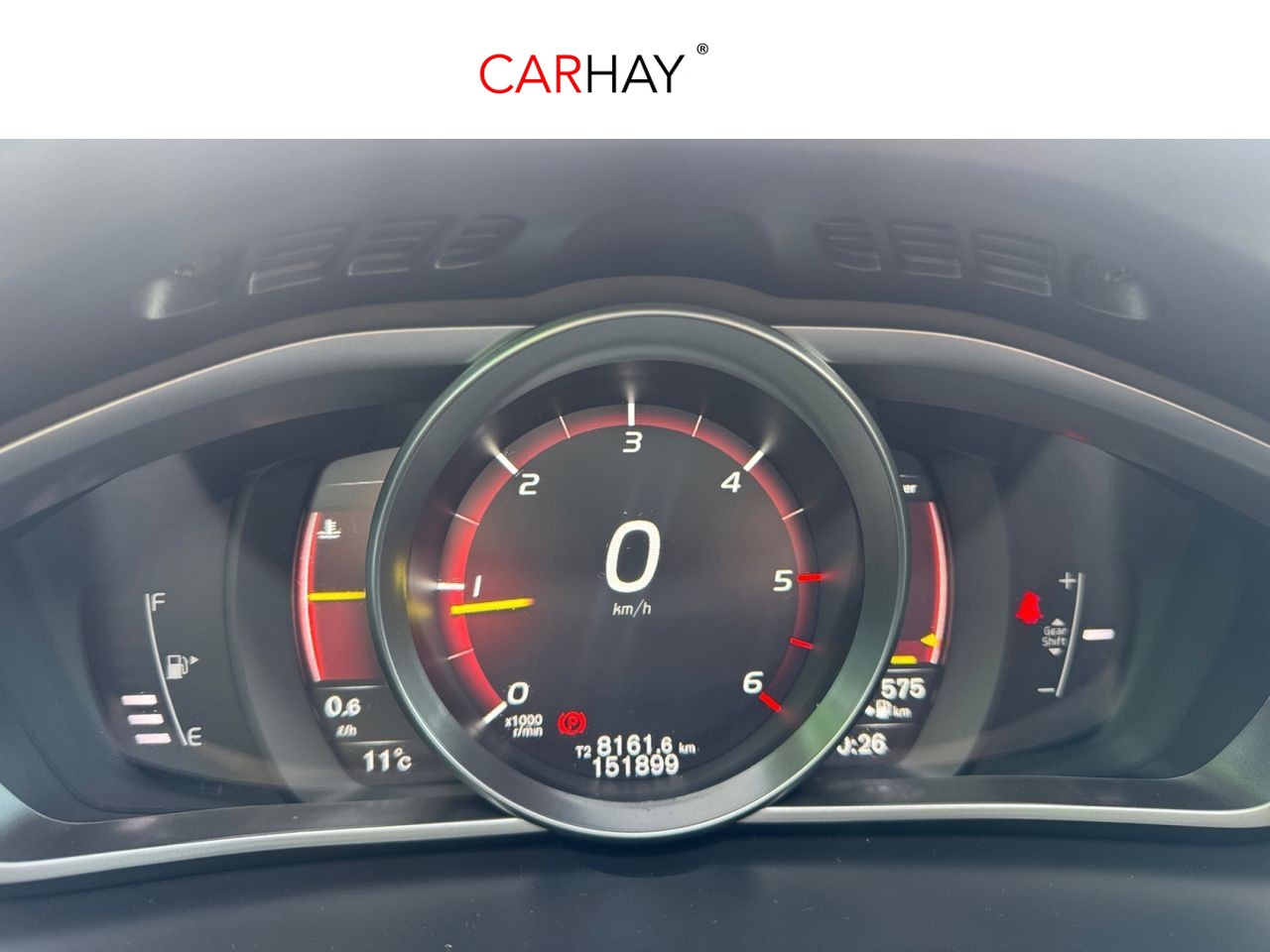 VOLVO V40 2.0 D2 R-Design Momentum 14 