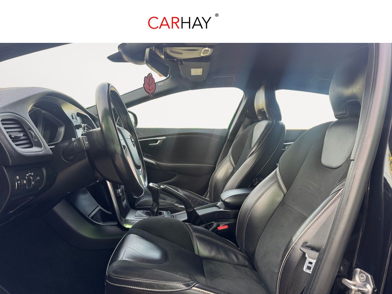 VOLVO V40 2.0 D2 R-Design Momentum 8 