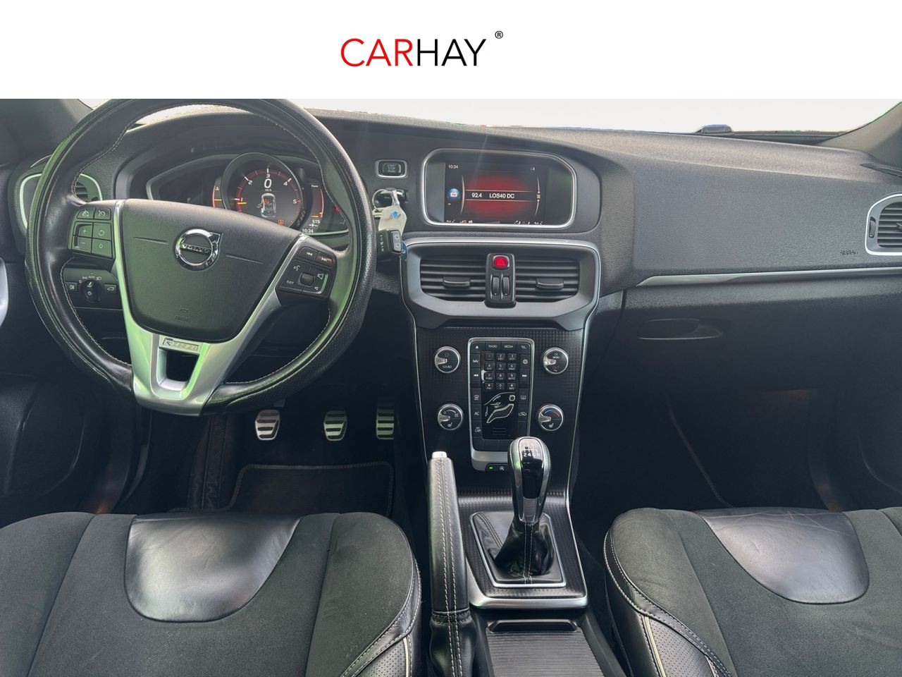 VOLVO V40 2.0 D2 R-Design Momentum 9 