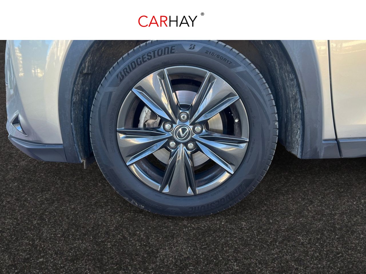 LEXUS UX 2.0 250h Business 23 