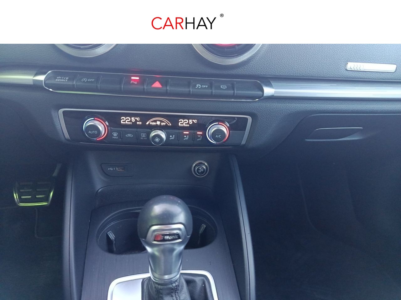 AUDI A3 Black line 35 TFSI 110kW S tronic Sportb 16