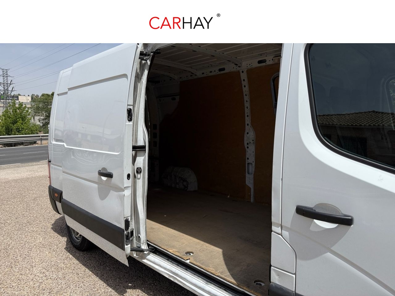 RENAULT MASTER Renault Trucks UK Master VU 4p 3G L3H2 17 