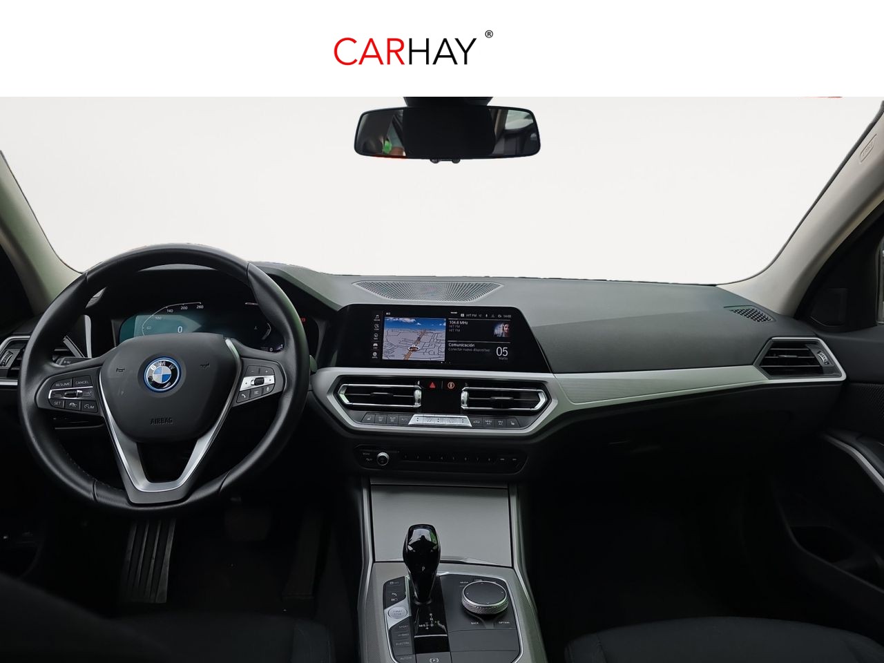 BMW SERIE 3 330e xDrive Touring 9 