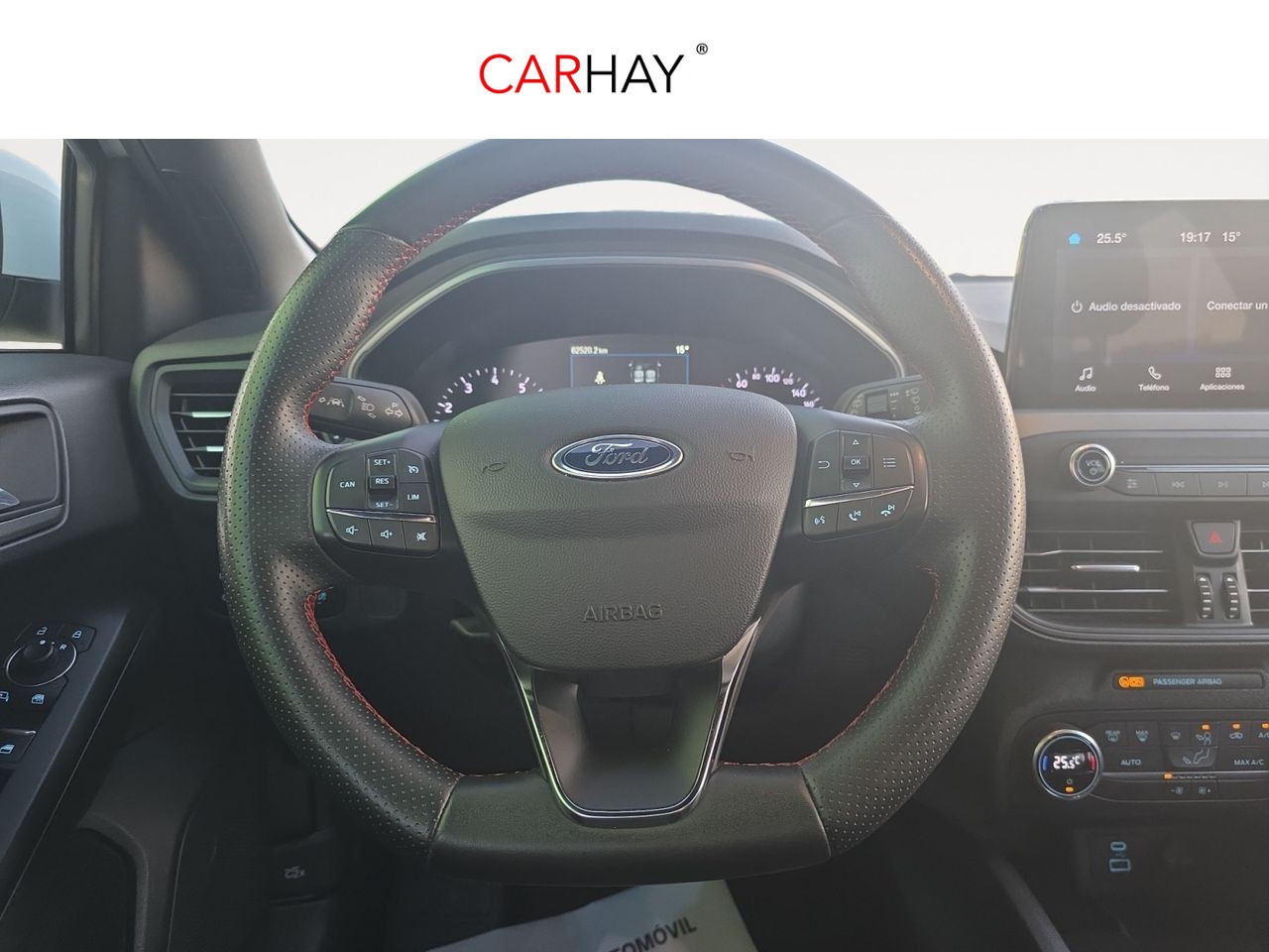 FORD FOCUS 1.0 Ecoboost MHEV 92kW ST-Line 10 