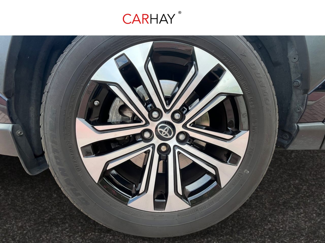 TOYOTA RAV4 2.5l 220H Luxury 15 