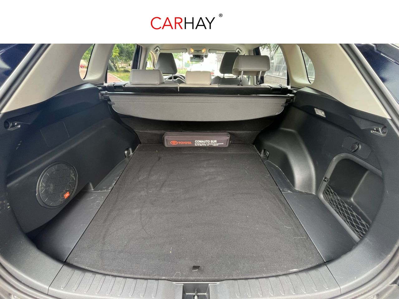 TOYOTA RAV4 2.5l 220H Luxury 17 