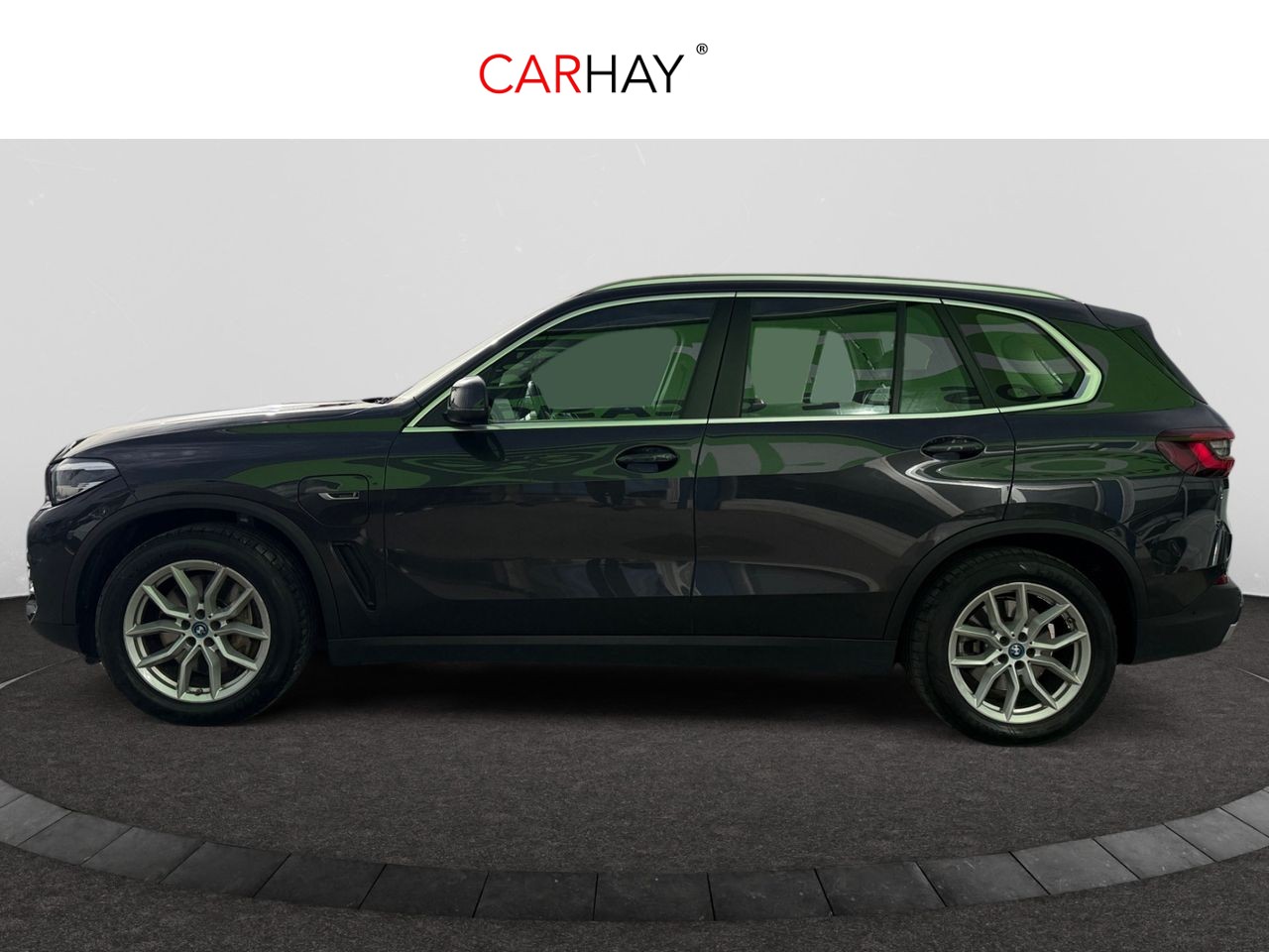 BMW X5 xDrive45e 22