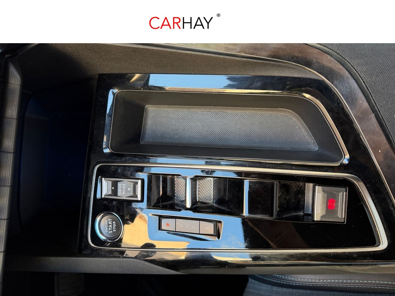 PEUGEOT 3008 HYBRID 180 e-EAT8 Allure Pack 18