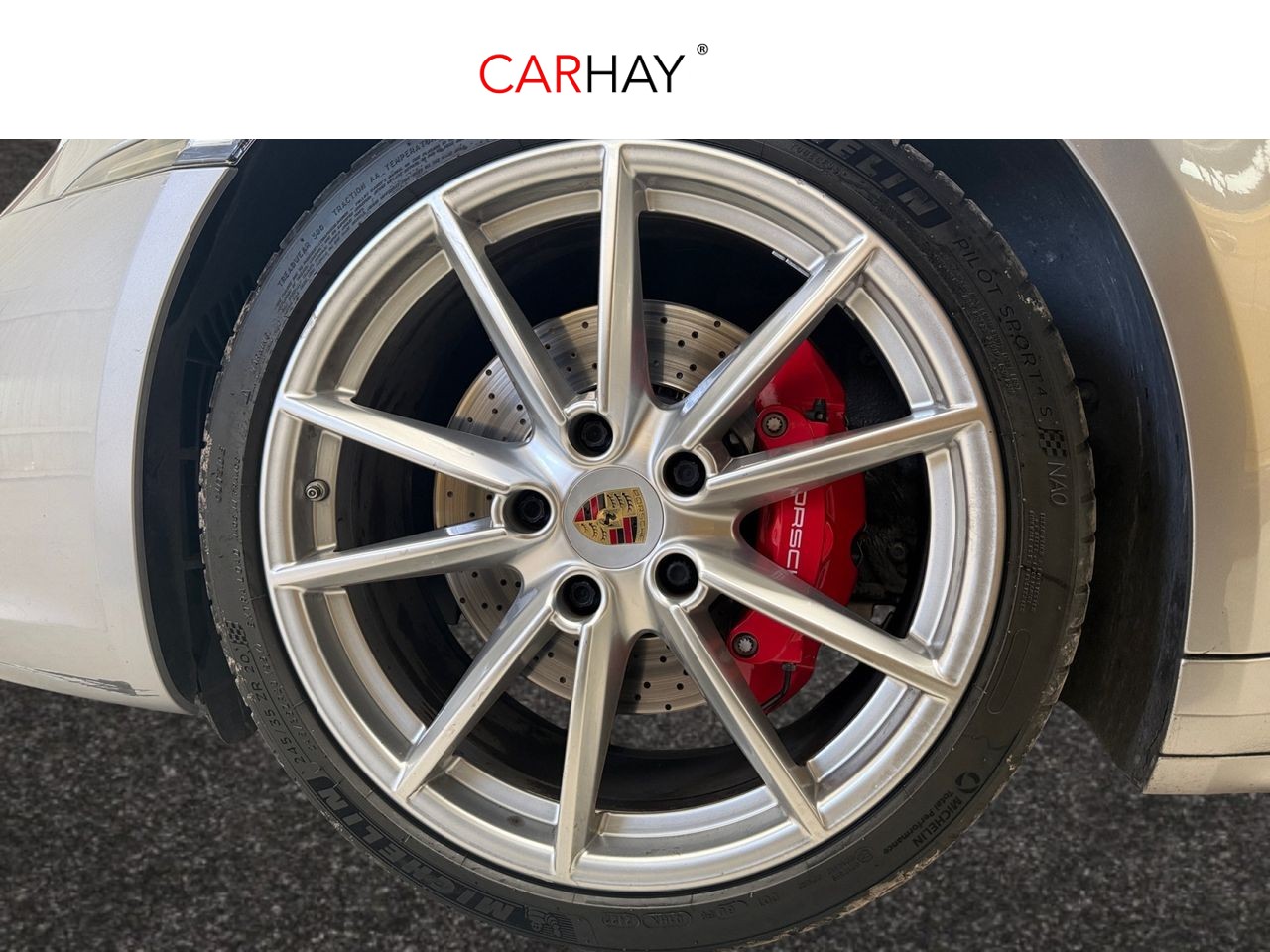 PORSCHE 911 Carrera 4S 21
