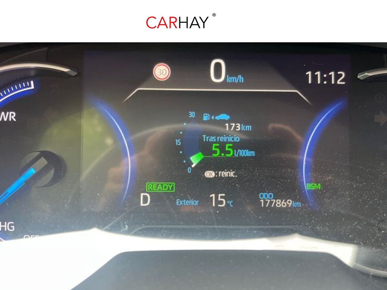 TOYOTA RAV4 2.5l 220H Luxury 14