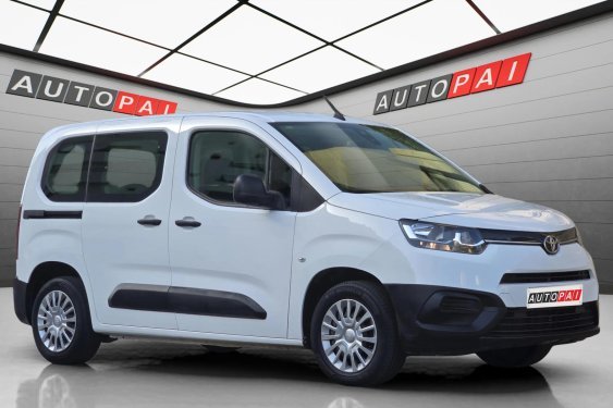 TOYOTA PROACE CITY VERSO 1.5d 100cv. 2021 de segunda mano