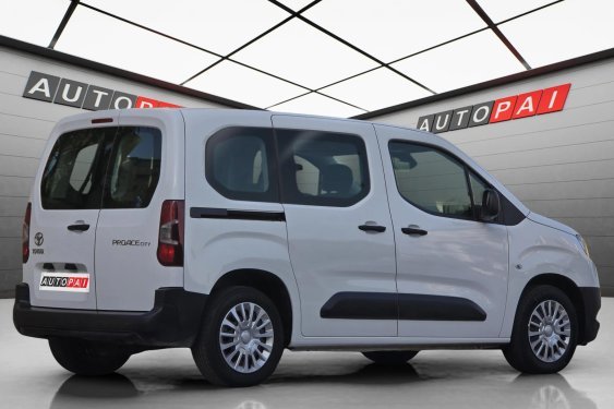 TOYOTA PROACE CITY VERSO 1.5d 100cv. 2021 de segunda mano
