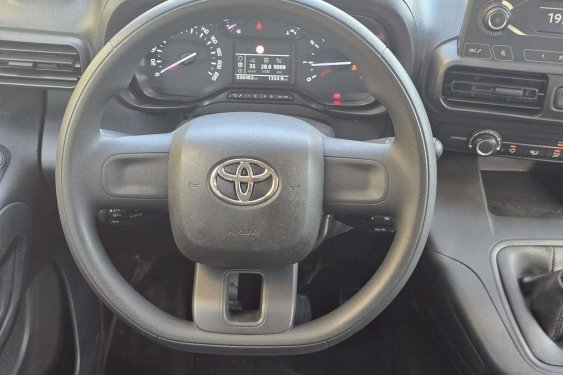 TOYOTA PROACE CITY VERSO 1.5d 100cv. 2021 de segunda mano