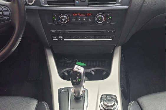 BMW X3 XDrive20dA 2.0D 184cv. autom. 2011 de segunda mano