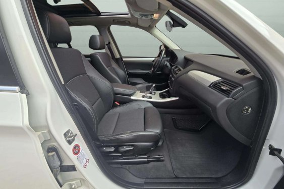 BMW X3 XDrive20dA 2.0D 184cv. autom. 2011 de segunda mano