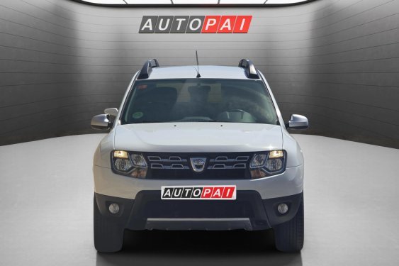 DACIA DUSTER 1.5dci 109cv. 4x2 2016 de segunda mano