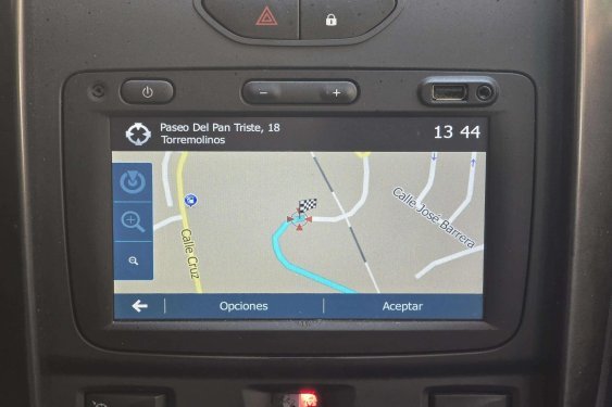 DACIA DUSTER 1.5dci 109cv. 4x2 2016 de segunda mano