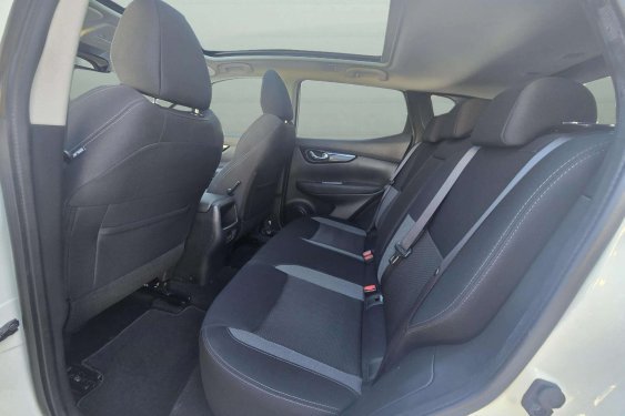NISSAN QASHQAI 1.7 dci 150cv. N-Connecta 4x2 2020 de segunda mano