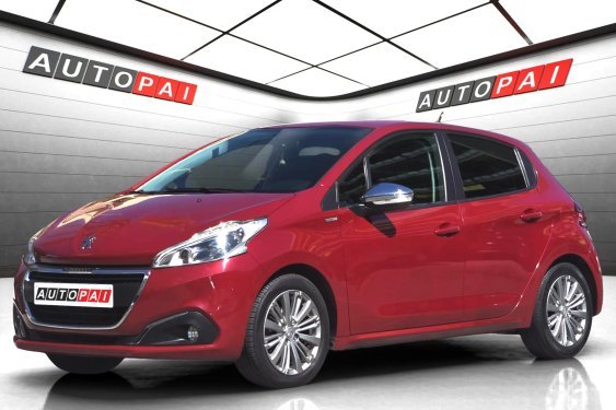PEUGEOT 208 1.2 Style 82cv. 2017 de segunda mano