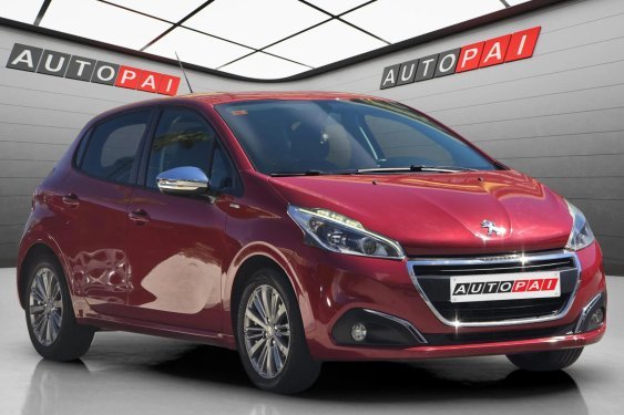 PEUGEOT 208 1.2 Style 82cv. 2017 de segunda mano